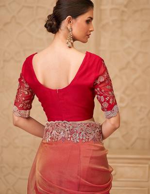 Gold sparkle georgette silk blend saree with satin silk blend blouse 4