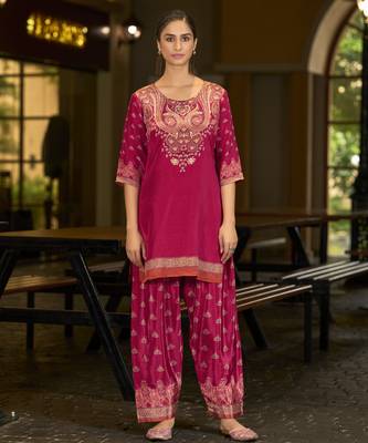 Fuchsia pink pure crepe abstract print festive & party co-ord set 1