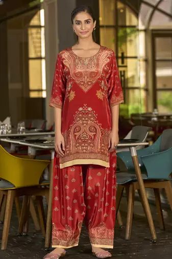 Red pure crepe abstract print festive & party co-ord set