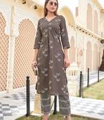Women Heavy Rayon Kurta With Trouser