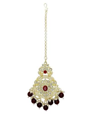 Gold plated cubic zircon studded marron earrings with maangtikka set 5