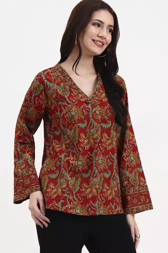 red and green cotton straight top