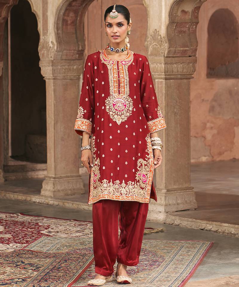 Red embroidered chanderi silk kurta set