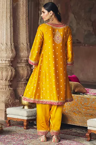 Mustard embroidered chanderi silk kurta set