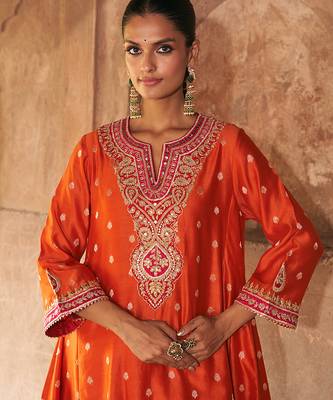 Orange embroidered chanderi silk kurta set 2