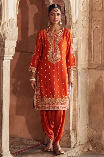 Orange embroidered chanderi silk kurta set With Dupatta