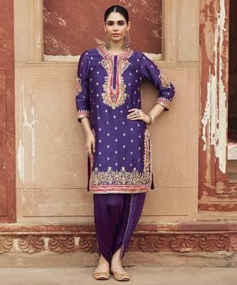 Purple embroidered chanderi silk kurta set With Dupatta 2