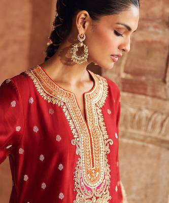 Red embroidered chanderi silk kurta set 3