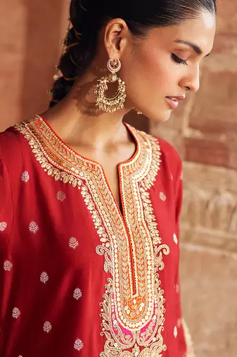 Red embroidered chanderi silk kurta set