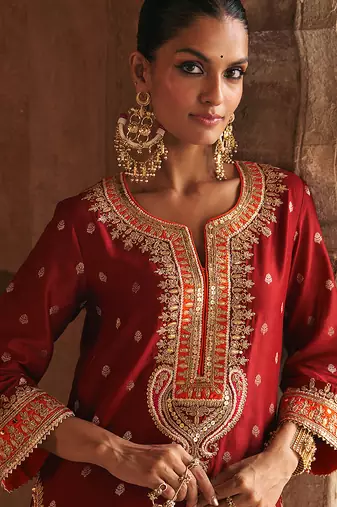 Red embroidered chanderi silk kurta set