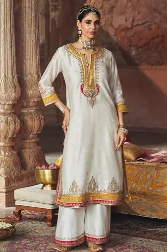 Ivory embroidered chanderi silk kurta set