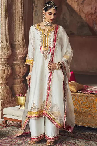 Ivory embroidered chanderi silk kurta set