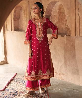 Hot pink embroidered chanderi silk kurta set 2