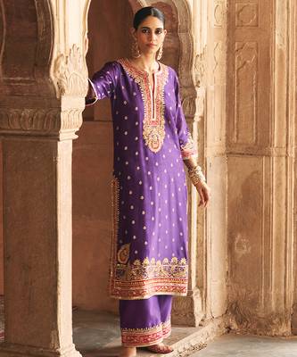 Purple embroidered chanderi silk kurta set 4