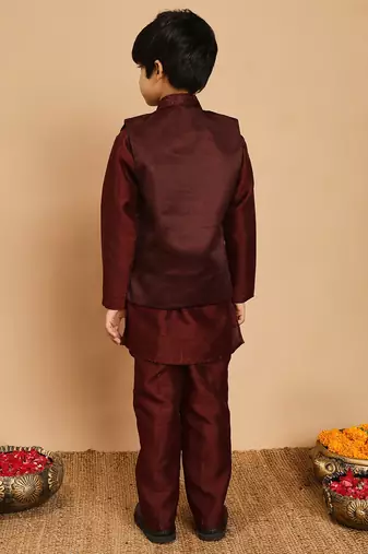 Boys cotton silk geometric sequined embroidered kurta & pyjama set with shrug- wine