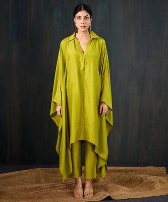 Green plain dola silk kaftan 1