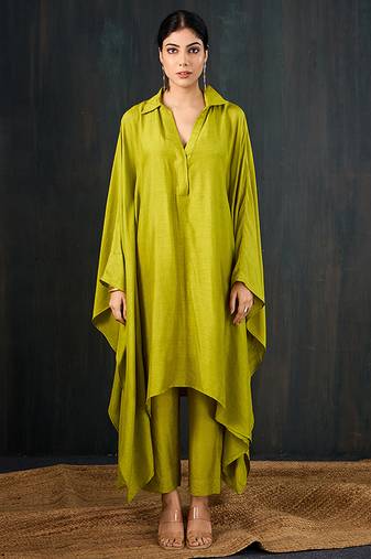 Green plain dola silk kaftan