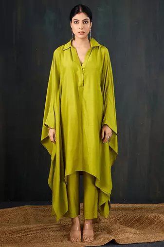Green plain dola silk kaftan