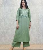 Green Women Pure Cotton Embroideredry Kurta With Pant