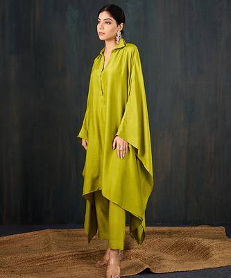 Green plain dola silk kaftan 3