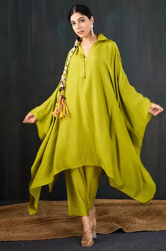 Green plain dola silk kaftan