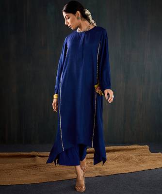 Navy blue plain dola silk kurta set 3