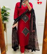 Red Women Pure Cotton Printed Kurta With Pant And Dupatta