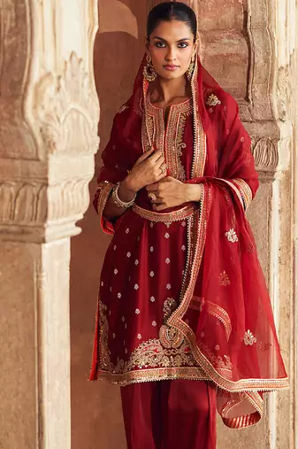 Red embroidered chanderi silk kurta set
