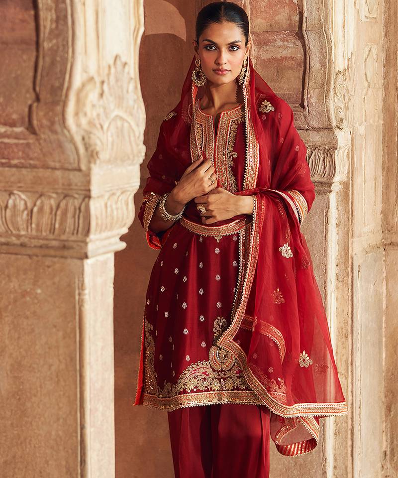 Red embroidered chanderi silk kurta set