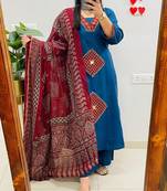 Blue Women Pure Cotton Printed Kurta With Pant And Dupatta