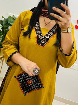 Yellow Women  Cotton Printed Kurta With Pant And Dupatta 3
