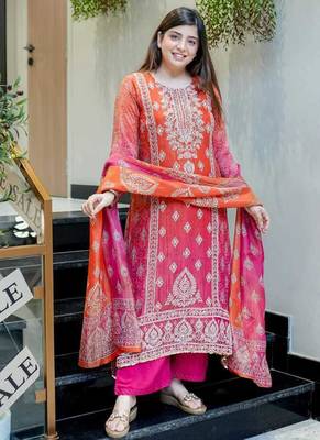 Orange Women silk blend Embroideredry Kurta With Pant And Dupatta 2