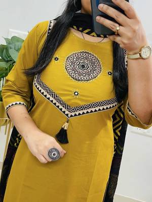 Yellow Women  Cotton Embroideredry Kurta With Pant And Dupatta 2