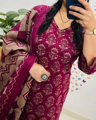 Maroon Women Pure Cotton Printed Kurta With Pant And Dupatta 2