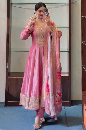 women silk embroidery pink kurta with pant and dupatta