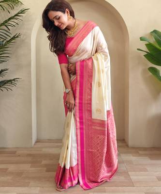 Cream woven silk saree with blouse piece 1