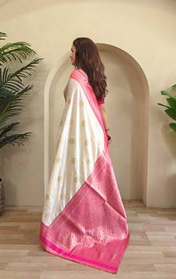 Cream woven silk saree with blouse piece 2