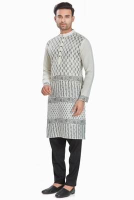 Off white hand block printed kutrta viscos kurta payjama etnic wear / festive wear 3