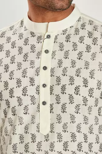 Off white hand block printed kutrta viscos kurta payjama etnic wear / festive wear