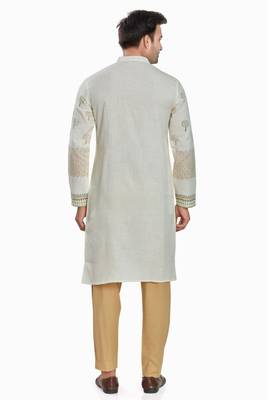 Off white hand block printed kutrta with embroidery viscos kurta payjama etnic wear / festive wear 2