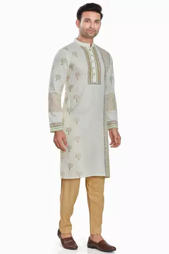 Off white hand block printed kutrta with embroidery viscos kurta payjama etnic wear / festive wear