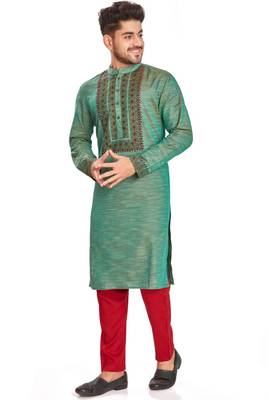 Green hand block printed kurta with embroidery viscos kurta payjama etnic wear / festive wear 3