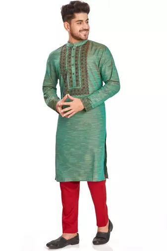 Green hand block printed kurta with embroidery viscos kurta payjama etnic wear / festive wear