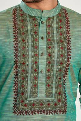 Green hand block printed kurta with embroidery viscos kurta payjama etnic wear / festive wear 5