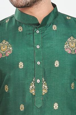 Green hand block printed kurta with embroidery banarsi silk  kurta payjama etnic wear / festive wear 3