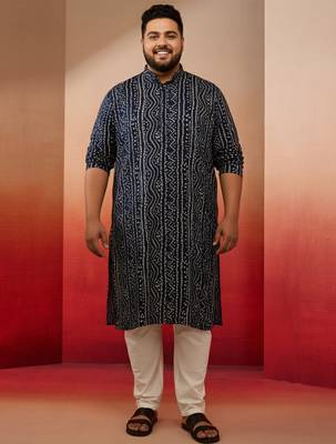 blue bandhani print kurta with cream pyjama - traditional ethnic set 3