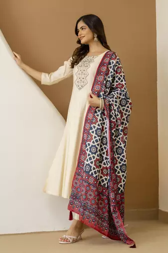 Trendmalls Art Silk Hand Work Embroidery Anarkali Kurta Pant with Printed Dupatta Set