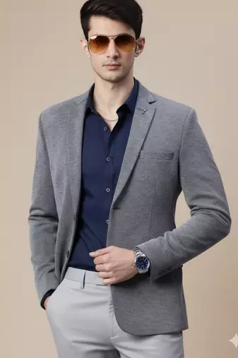 Men's grey single-breasted regular fit blazer in premium knitted fabric with lapel pin