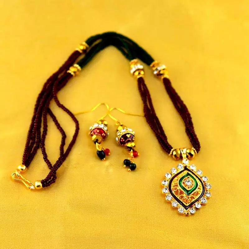 Moti Mala Mangalsutra With Earing