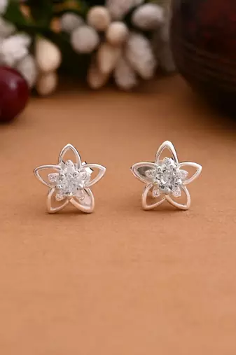 Silver color 925 silver stud earrings